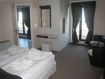 Milano 3* Бургас