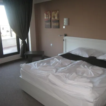 Milano 3*