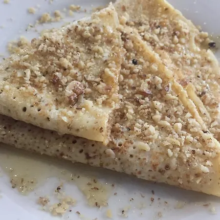 Milano 3* بورغاس