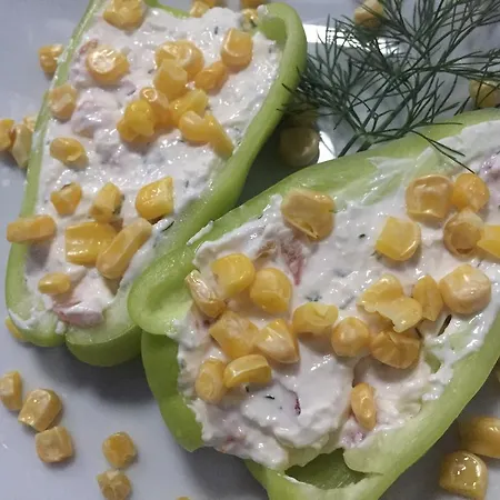 Milano 3* بورغاس