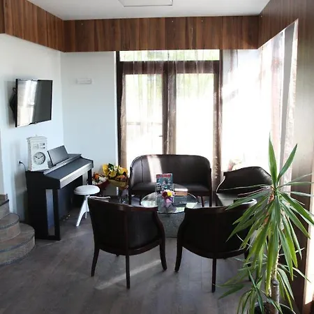 Milano 3* Бургас
